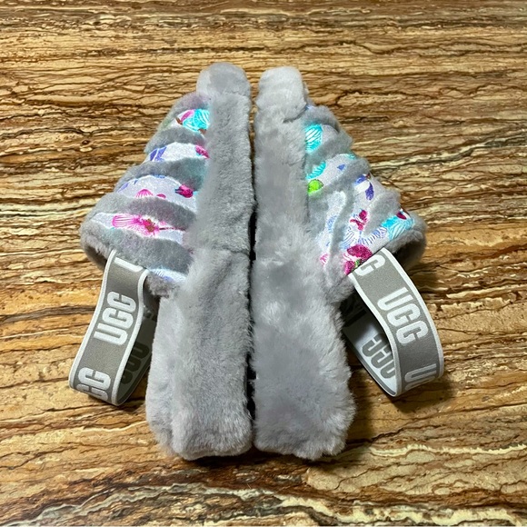 UGG - Picture 6 of 9